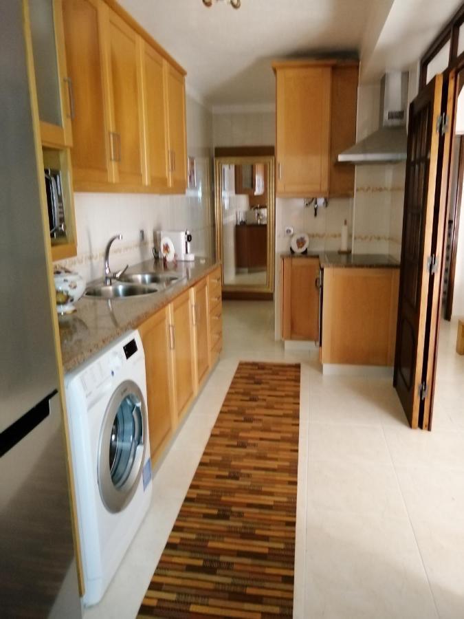 Apartamentos Lazarino1 Nazaré Esterno foto