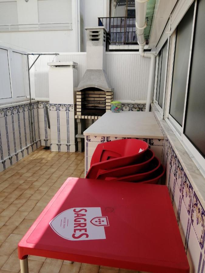 Apartamentos Lazarino1 Nazaré Esterno foto